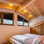 Appartement Himmel, Zirbe & Gebirge *